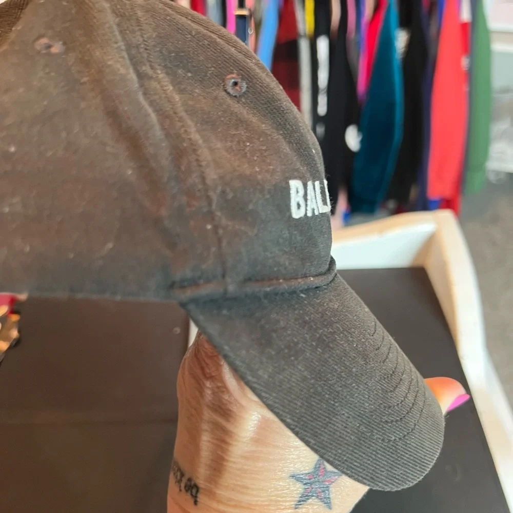 Balenciaga Black Cap - Picture 3 of 8